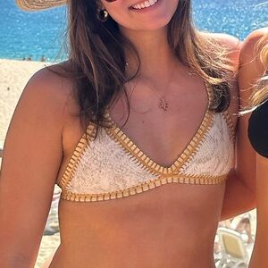 Pilyq Platinum Swimwear Cobra Crochet Trim Top Triangle Size Small Snakeskin NWT